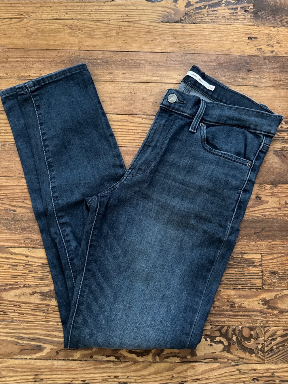 Levi’s Slimming Skinny Jeans